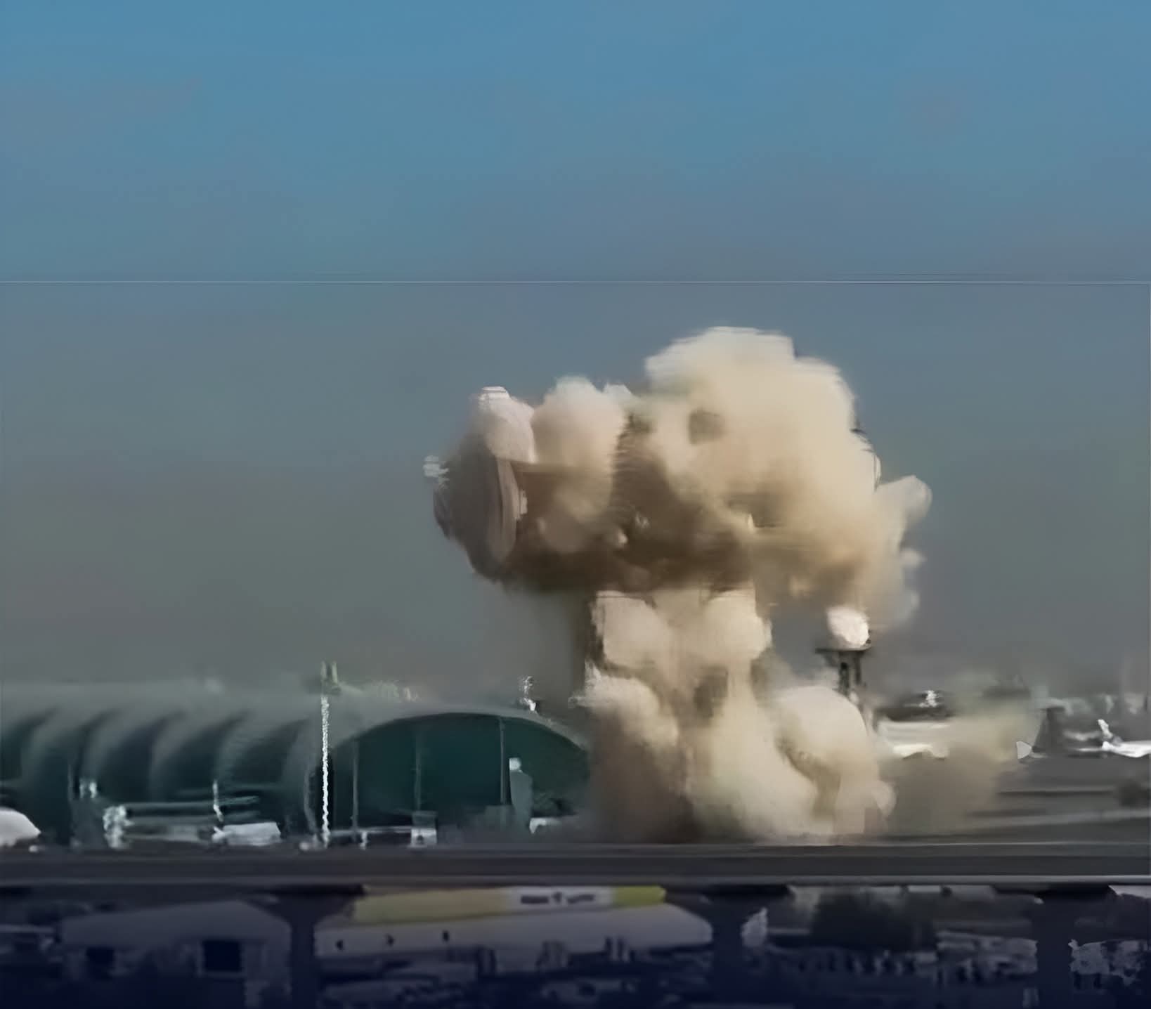 भिडियो खिचेको आरोपमा पक्राउ परेका बेलायती पर्यटकमाथि साइबर अपराधसम्बन्धी मुद्दा दायर