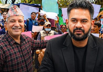 थापाथली मनोहरा र सिनामंगल क्षेत्रका सुकुम्बासी बस्तीबाट बासिन्दाहरूले सामान सार्न सुरु