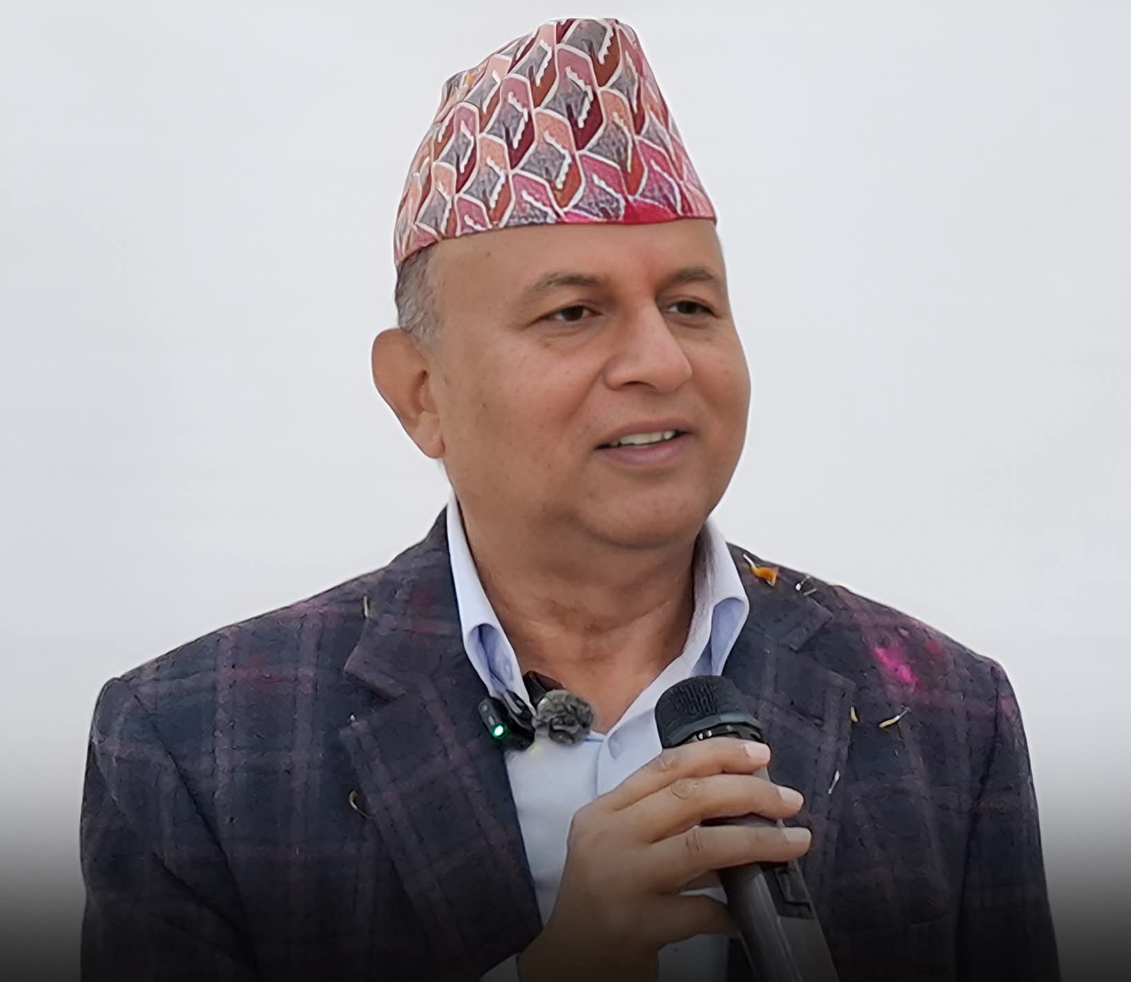 सुकुम्बासी लाई अदृस्य त्रास र आतंकको छायाँमा सरकारको आदेश पालना-शंकर पाेख्रेल