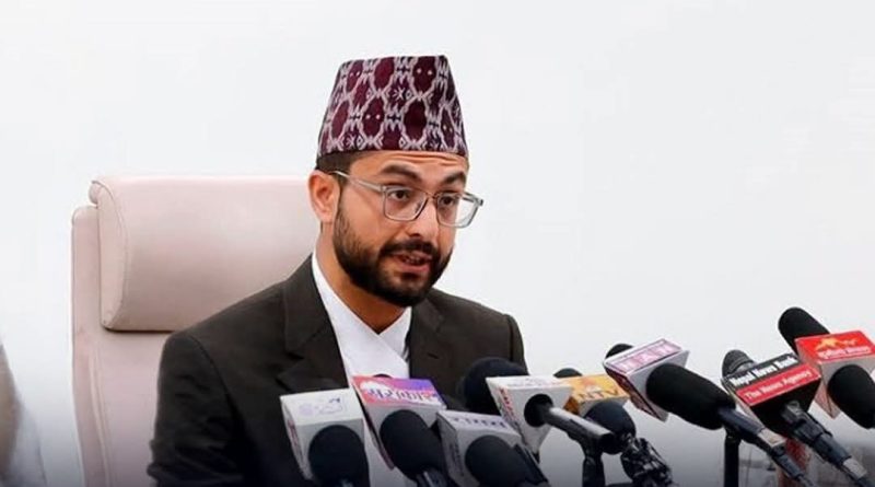 प्रवक्ता तथा शिक्षा तथा खेलकुद मन्त्री सस्मित पोखरेलले सय दिनको कार्यप्रगति प्रस्तुत