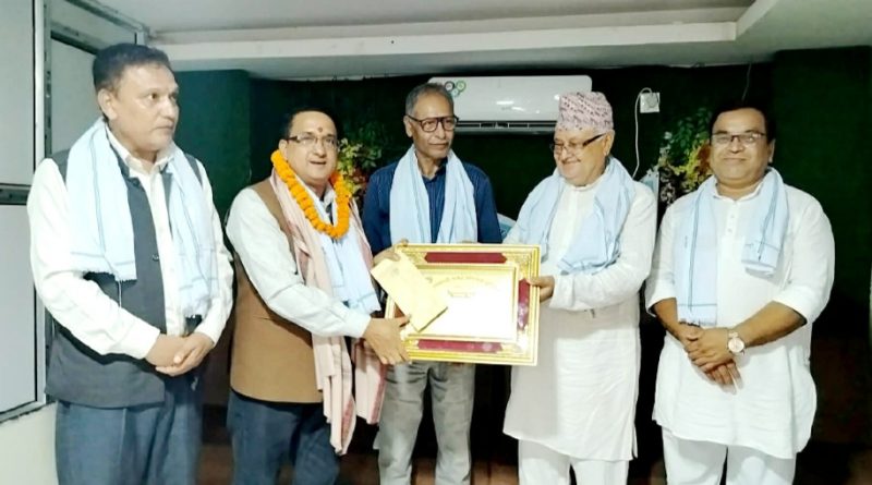 वाङ्मय स्थानीय प्रतिभा पुरस्कार प्रदान