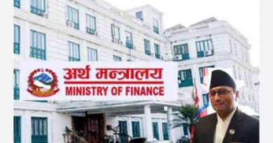 करदाता त्रसित भएर करको दायरामा नआएको मैले सुन्न नपरोस्-अर्थमन्त्री डा. स्वर्णिम वाग्ले
