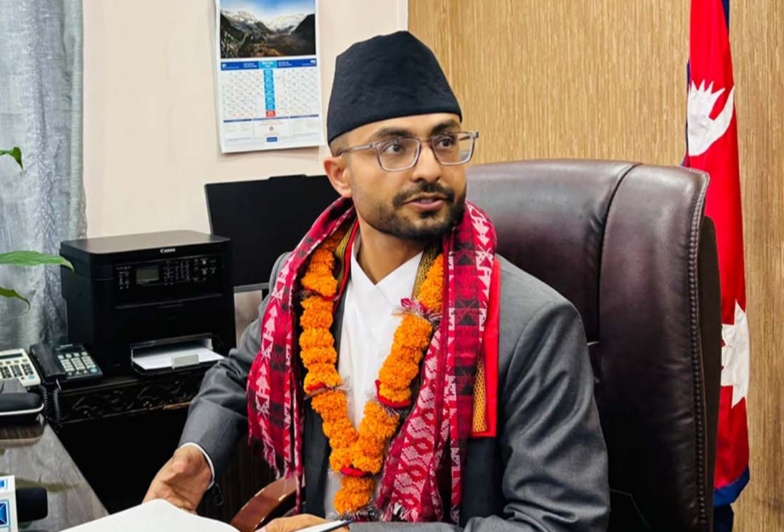 .डा गोविन्द केशिका संघर्षमा सधैं साथ रहने-मन्त्री सस्मित पोखरेल