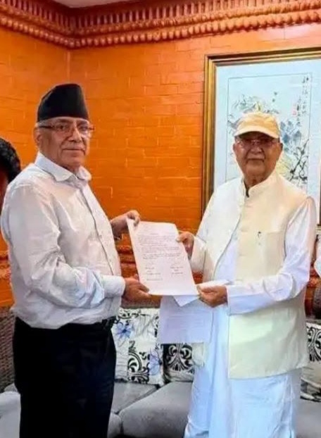 राजनीतिक समीकरणमा  एमाले र नेकपा सरकारमा सहकार्य गर्ने