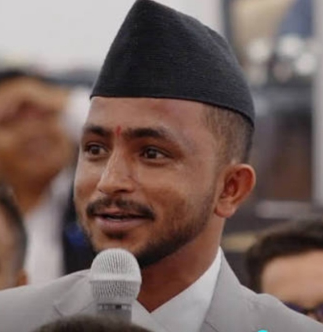 सांसदको शैलीलाई व्यापक प्रतिक्रिया मतदाताका प्रश्न जिम्मेवार ढंगले जवाफ दिनुपर्ने