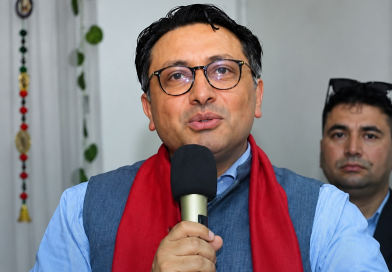 मुलुकभित्र उपलब्ध स्रोतको प्रभावकारी परिचालन गर्दै वित्तीय अनुशासन कायम गर्ने