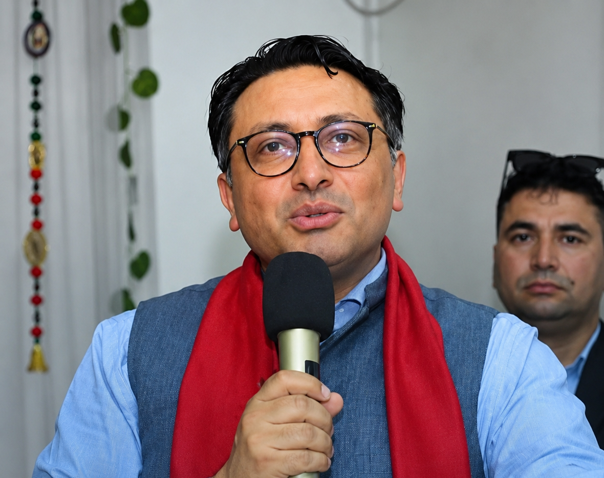 मुलुकभित्र उपलब्ध स्रोतको प्रभावकारी परिचालन गर्दै वित्तीय अनुशासन कायम गर्ने