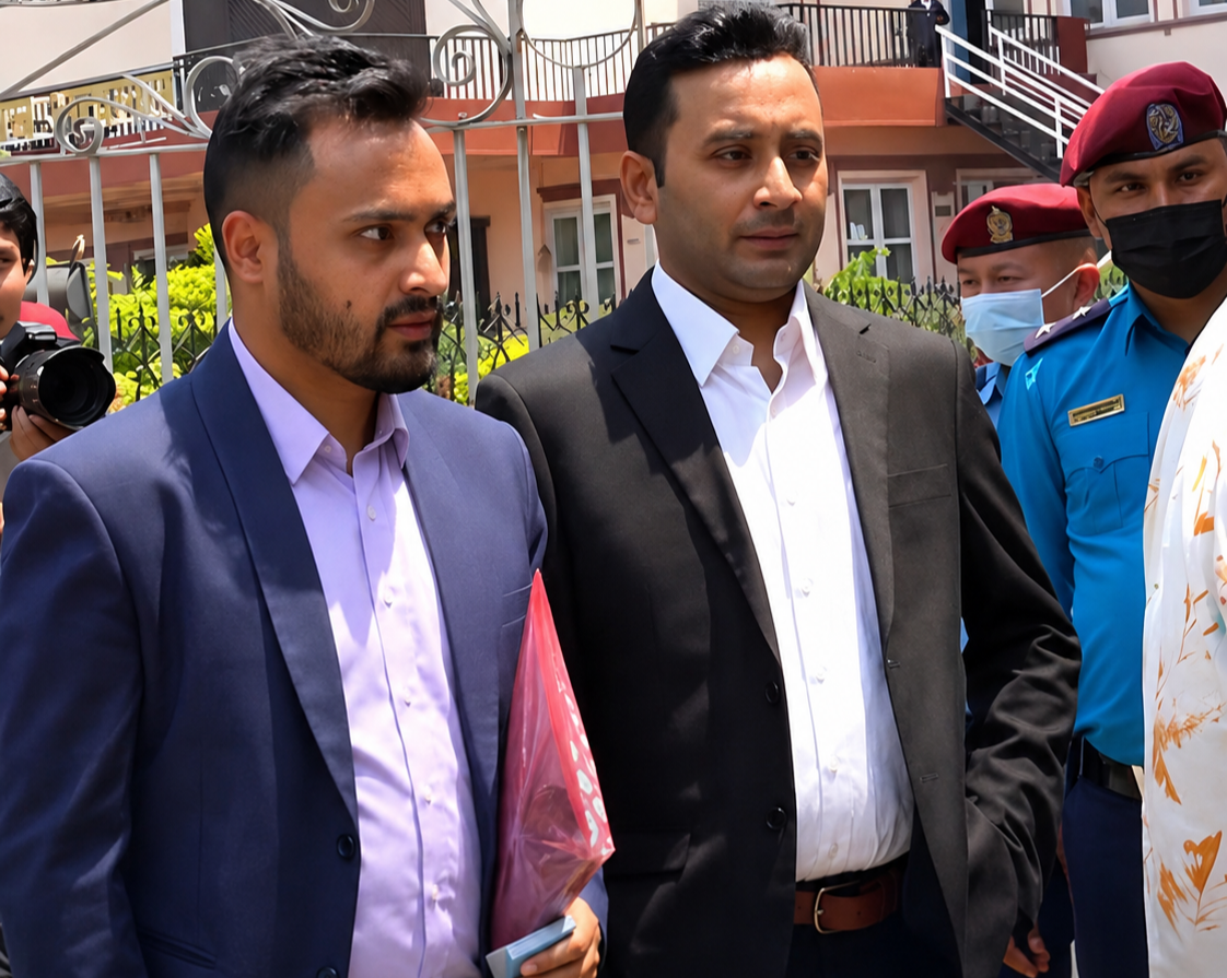 प्रेस स्वतन्त्रता खतरामा  आन्दोलन र विरोध महासंघको डबल रोलका रूपमा प्रश्न