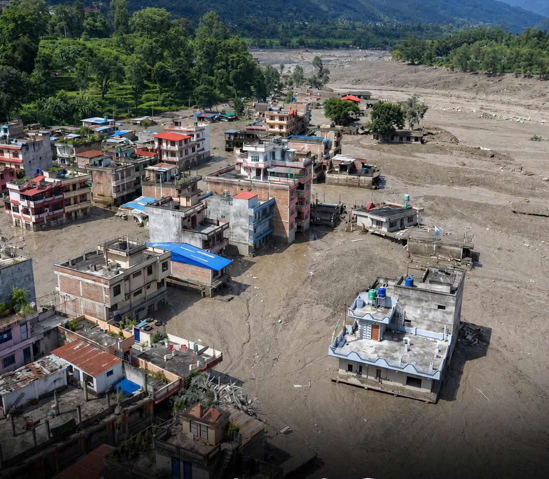 बाढी पहिरोका कारण सडक सञ्चार पूर्वाधारमा क्षति सम्पर्क स्थापित गर्न कठिनाइ