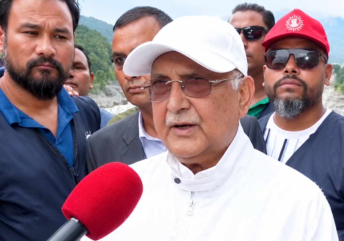 नेपाली सेना नेपाल प्रहरी सशस्त्र प्रहरी निजामती कर्मचारीले खाेज उद्धार राहत वितरण जारी