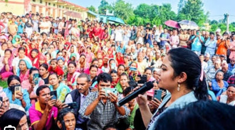 चितवनमा भूमिहीनका समस्या समाधान र सहकारीपीडितका गुनासा सम्बोधन गर्न मन्त्री रावलको चासो