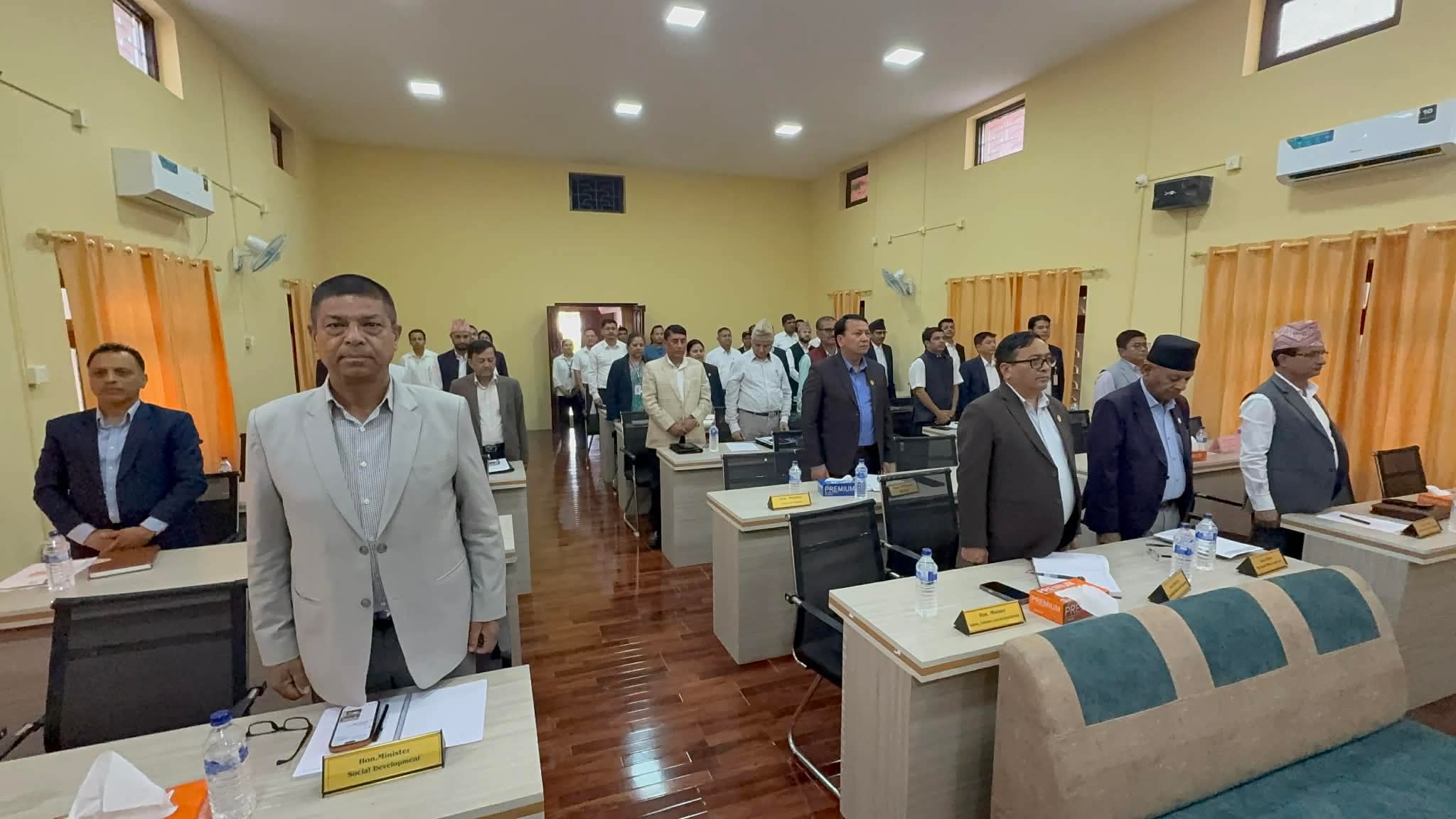 रामबाबु पुरीको अध्यक्षतामा प्रदेश तथा स्थानीय शासन सवलिकरण कार्यक्रम सम्पन्न